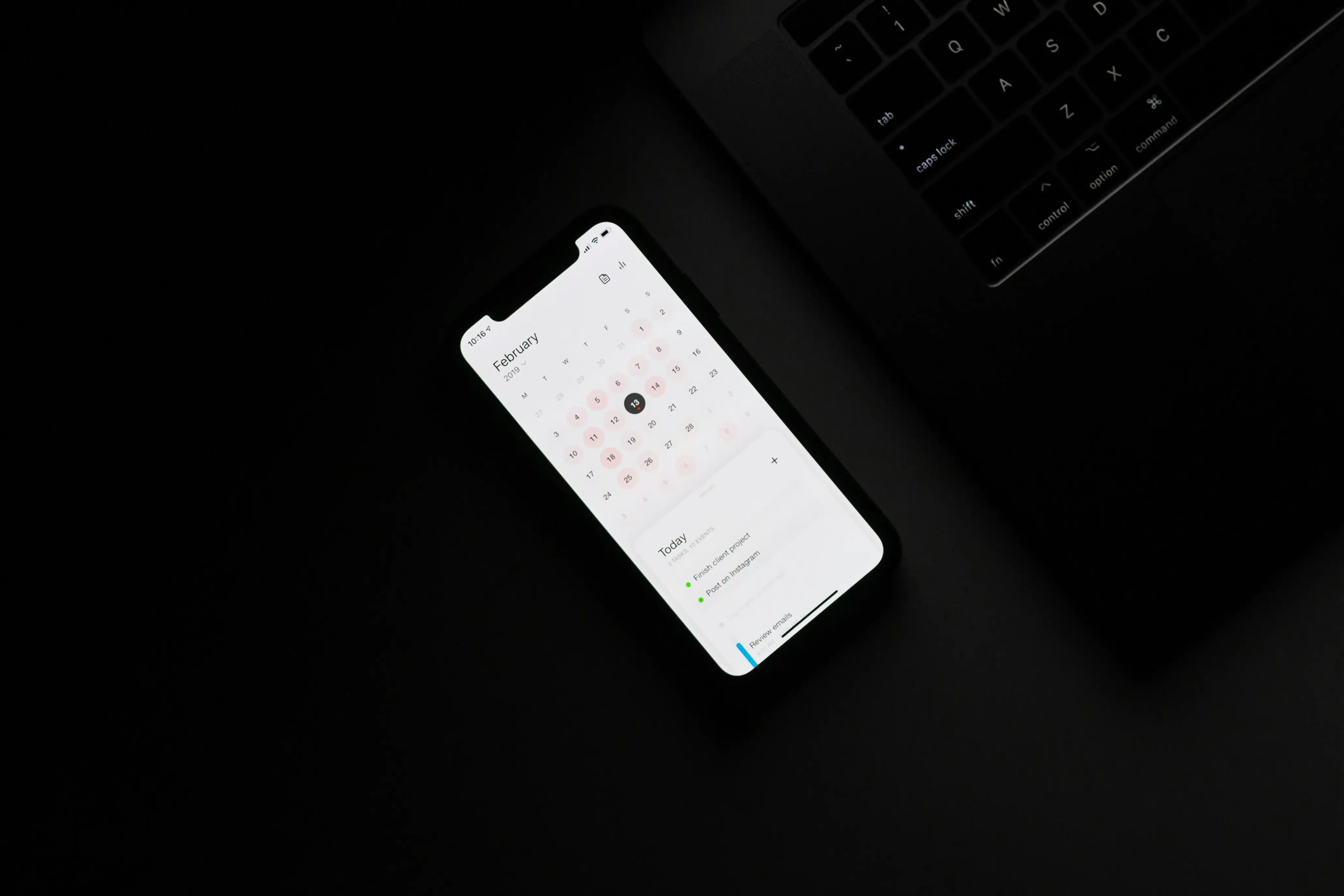 Смерть App Store: почему Telegram Web Apps вытеснили нативные фитнес-приложения